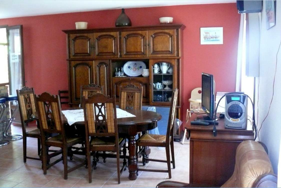 Maison Bord Du Lac Marcillac-la-Croisille Kültér fotó